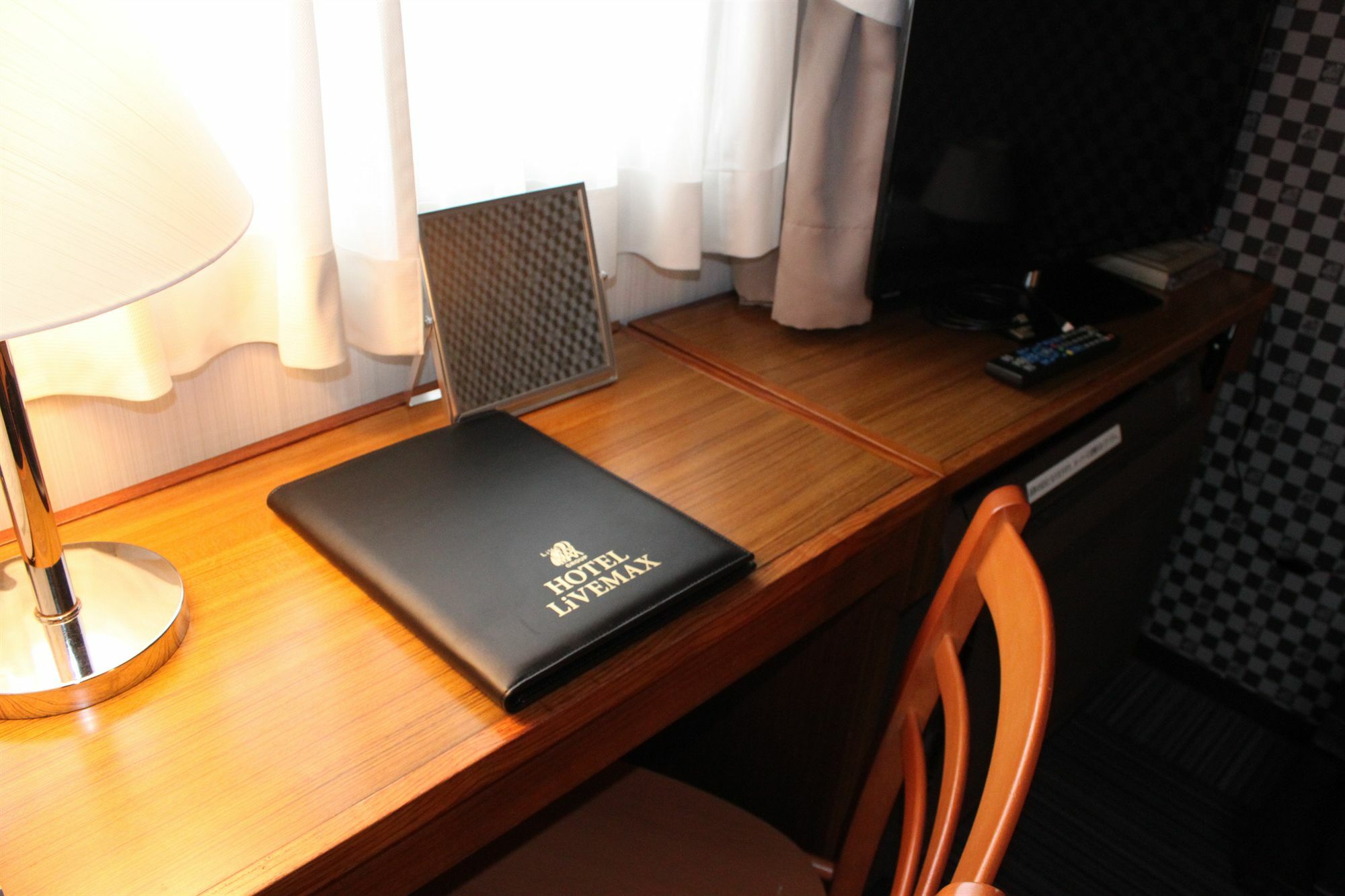Hotel Livemax Budget Tokyo Hamura Ekimae Eksteriør bilde